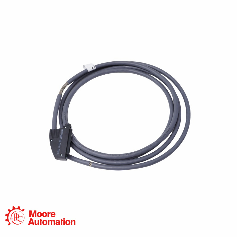 Cordon d'alimentation Schneider Electric BMXFCW303