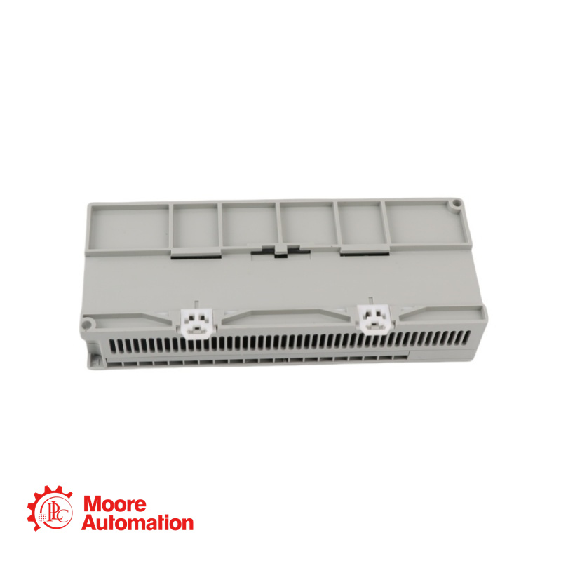 1753-L32BBBM-8A SER. C RÉV. Un contrôleur de sécurité GuardPLC 1800